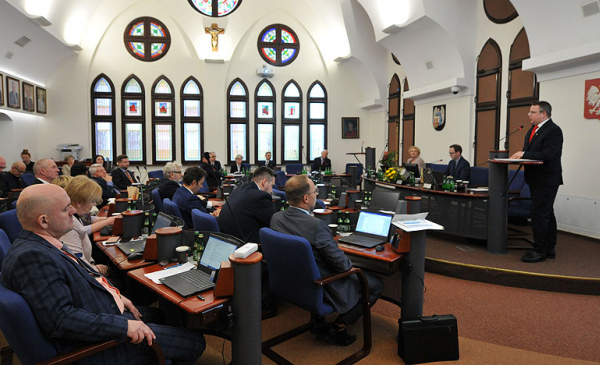 Rada Miasta Torunia w sali obrad podczas sesji